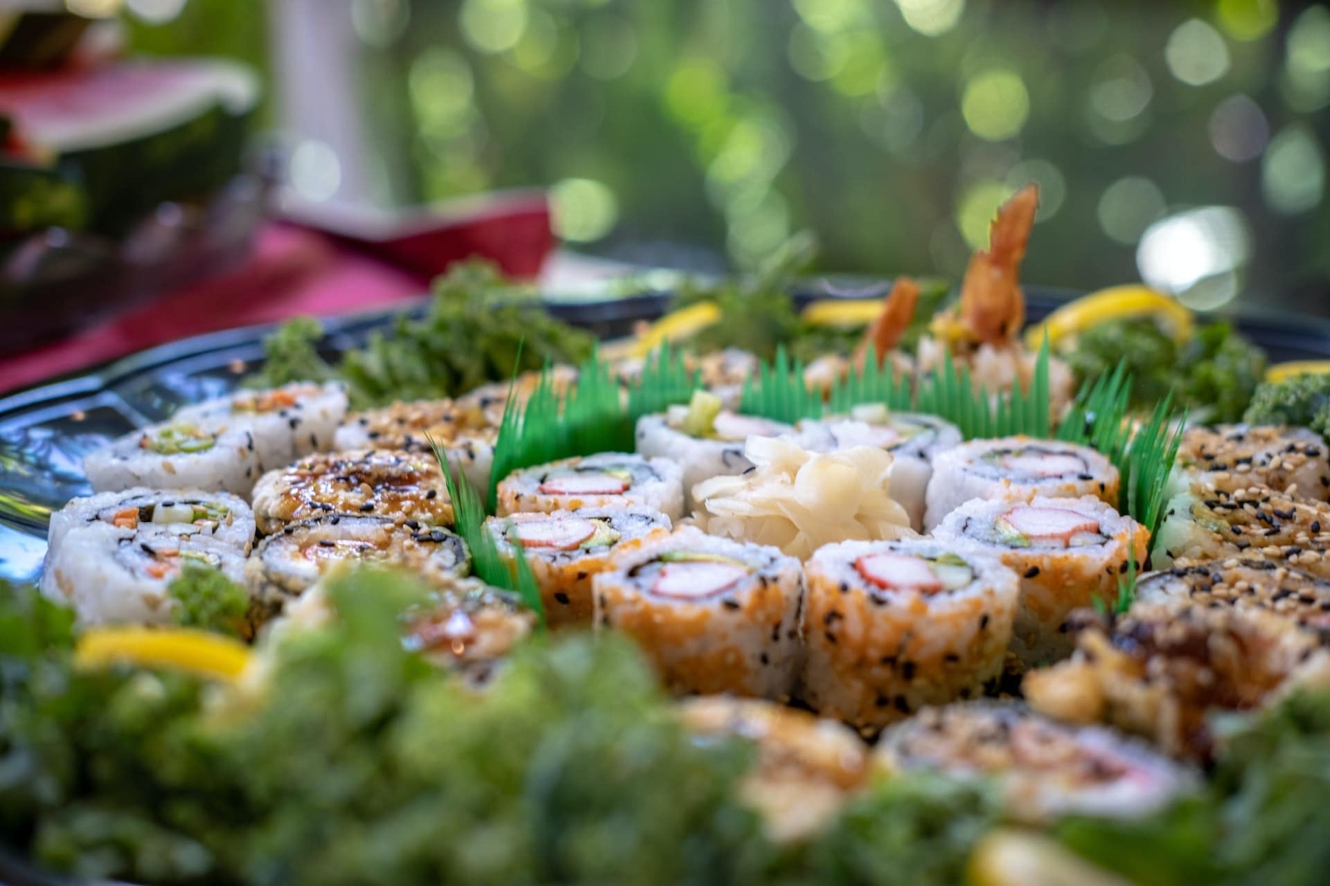 Sushi à volonté Rouen, buffet sur tapis roulant